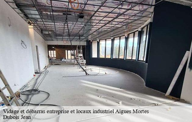 vidage-et-debarras-entreprise-et-locaux-industriel