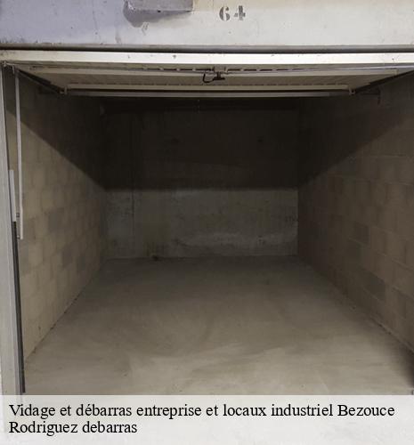 vidage-et-debarras-entreprise-et-locaux-industriel